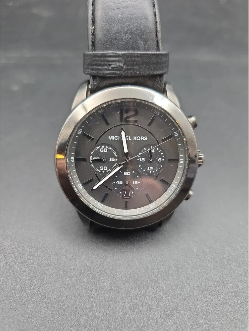 Michael Kors MK-8434 Mens Black Leather Band Watch Used Needs Battery